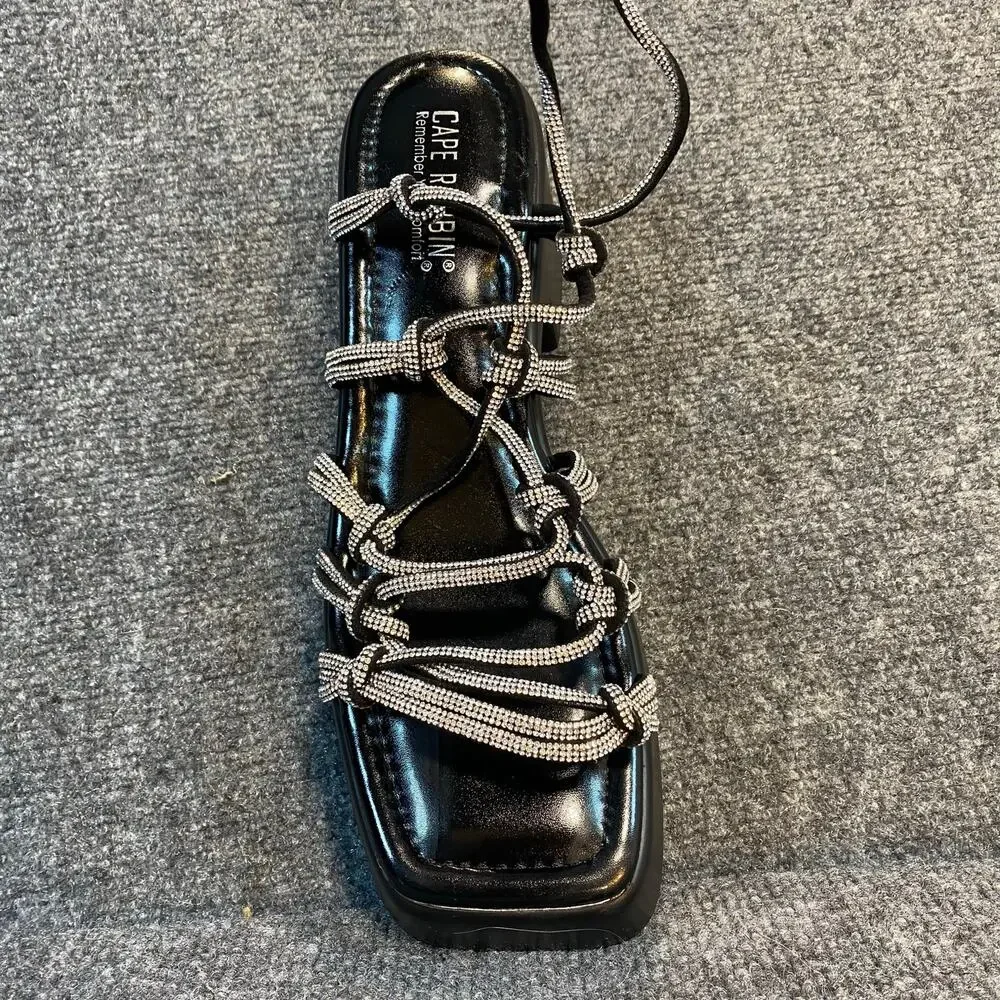 NWT Cape Robbin Womens 10 Mayan Silver Chunky Strappy Platform Sandal Ankle Wrap